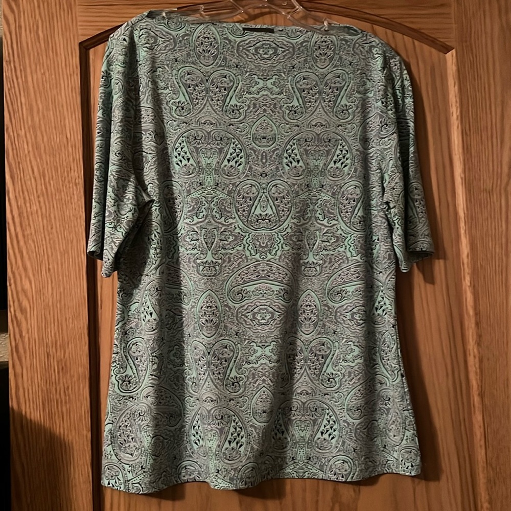 Limited short sleeve blouse